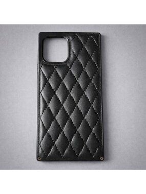 Black Quilted Leather‑Style Phone Case – Diamond Stitch Pattern, Camera Cutout